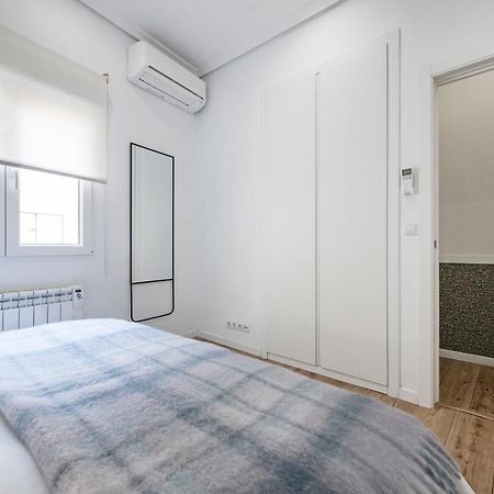 Acogedor Y Centrico Apartamento En Gran Via Madrid Buitenkant foto